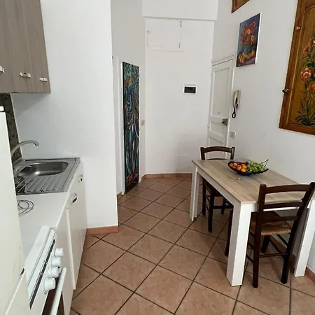 Artista Apartment