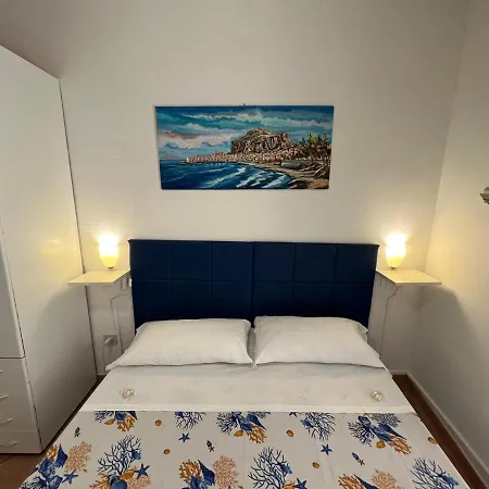 Artista Apartment *